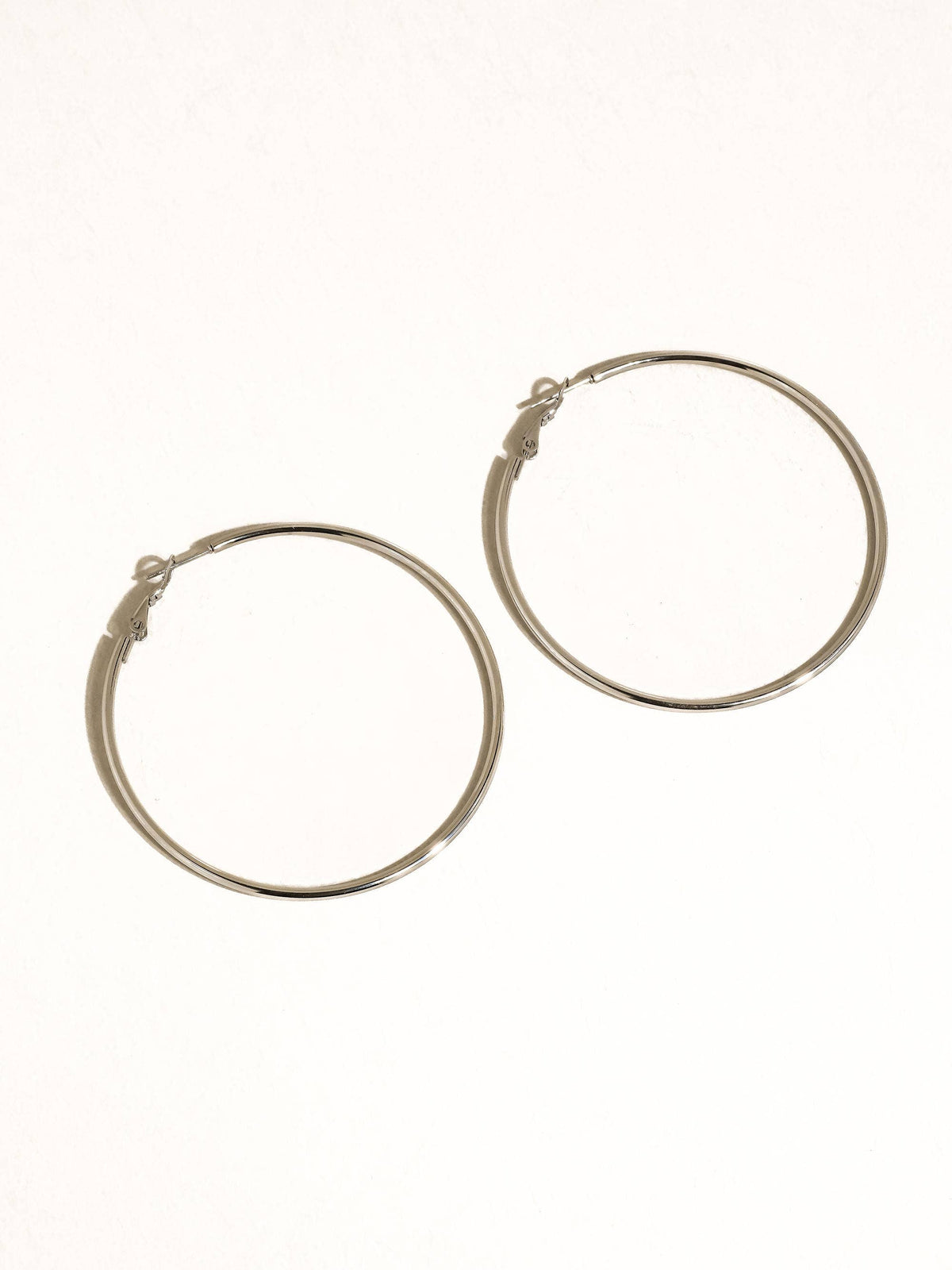 Eska 18K Gold Non-Tarnish Classic Thin Hoop Earring
