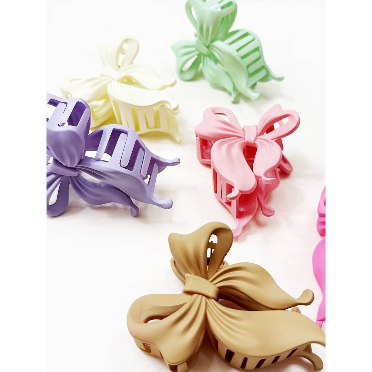 Small Bow Hair Clip Claw