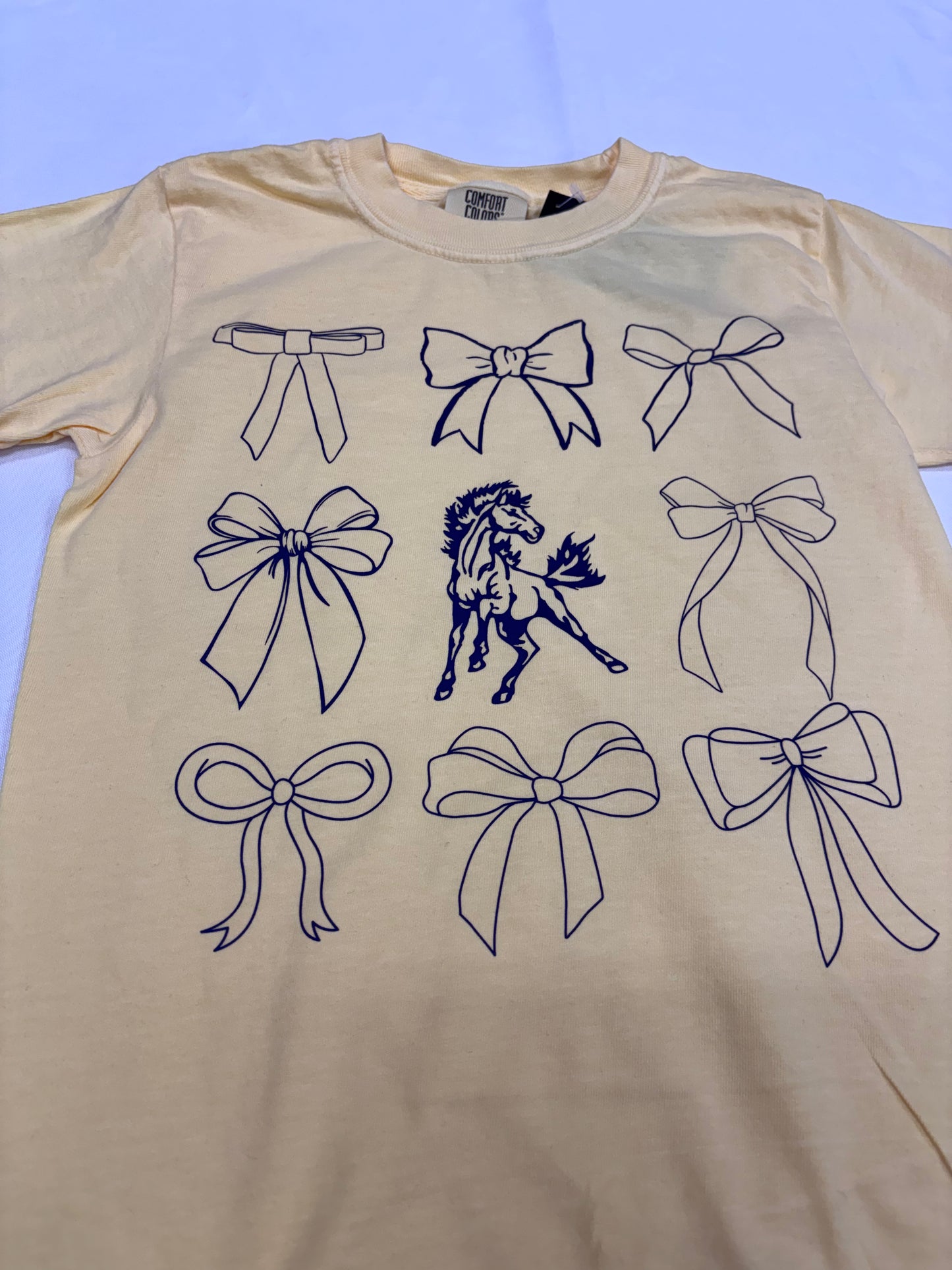 Mustang Bows (Butter)