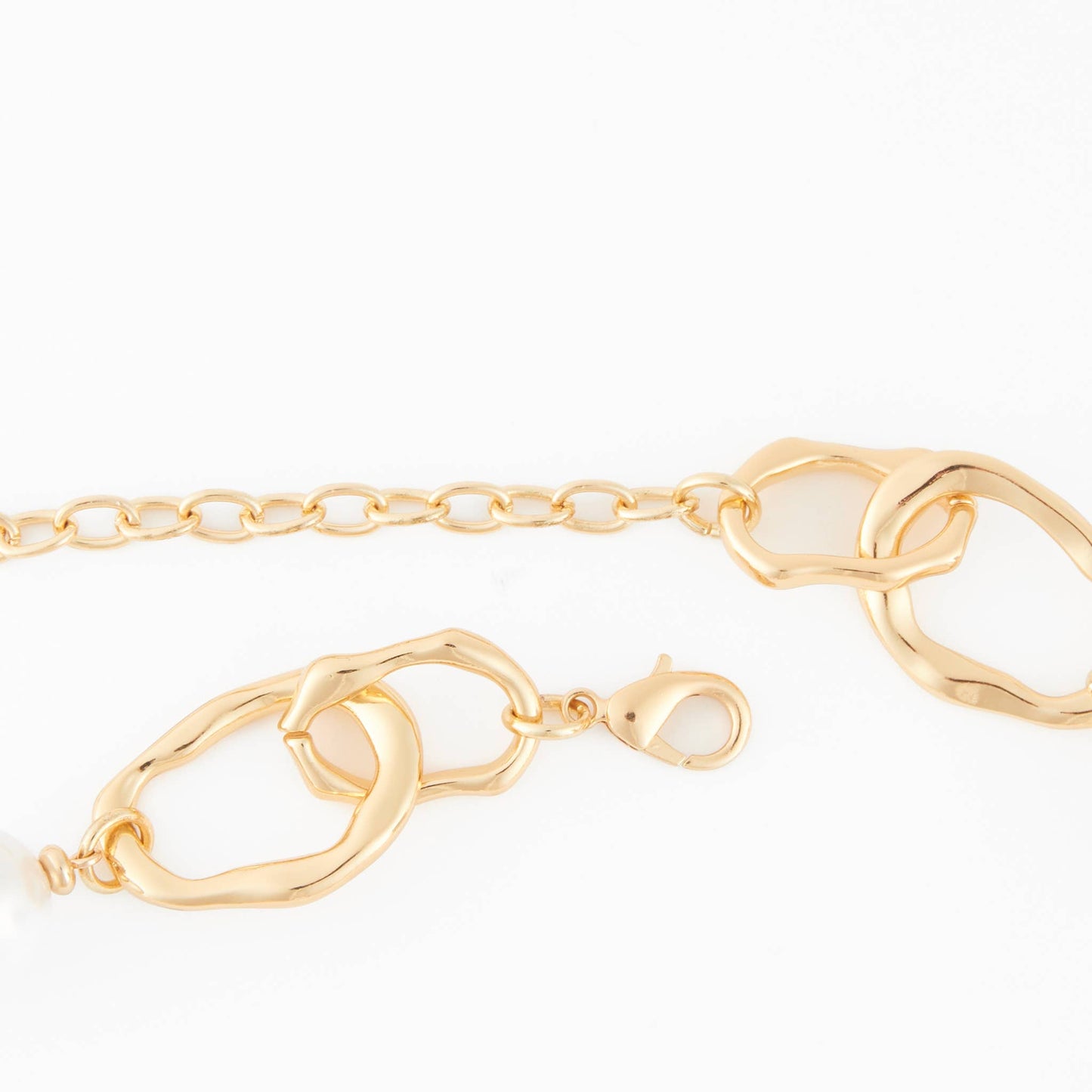 Chain Necklace Elodie 18" Gold Chunky Linked Faux Pearl