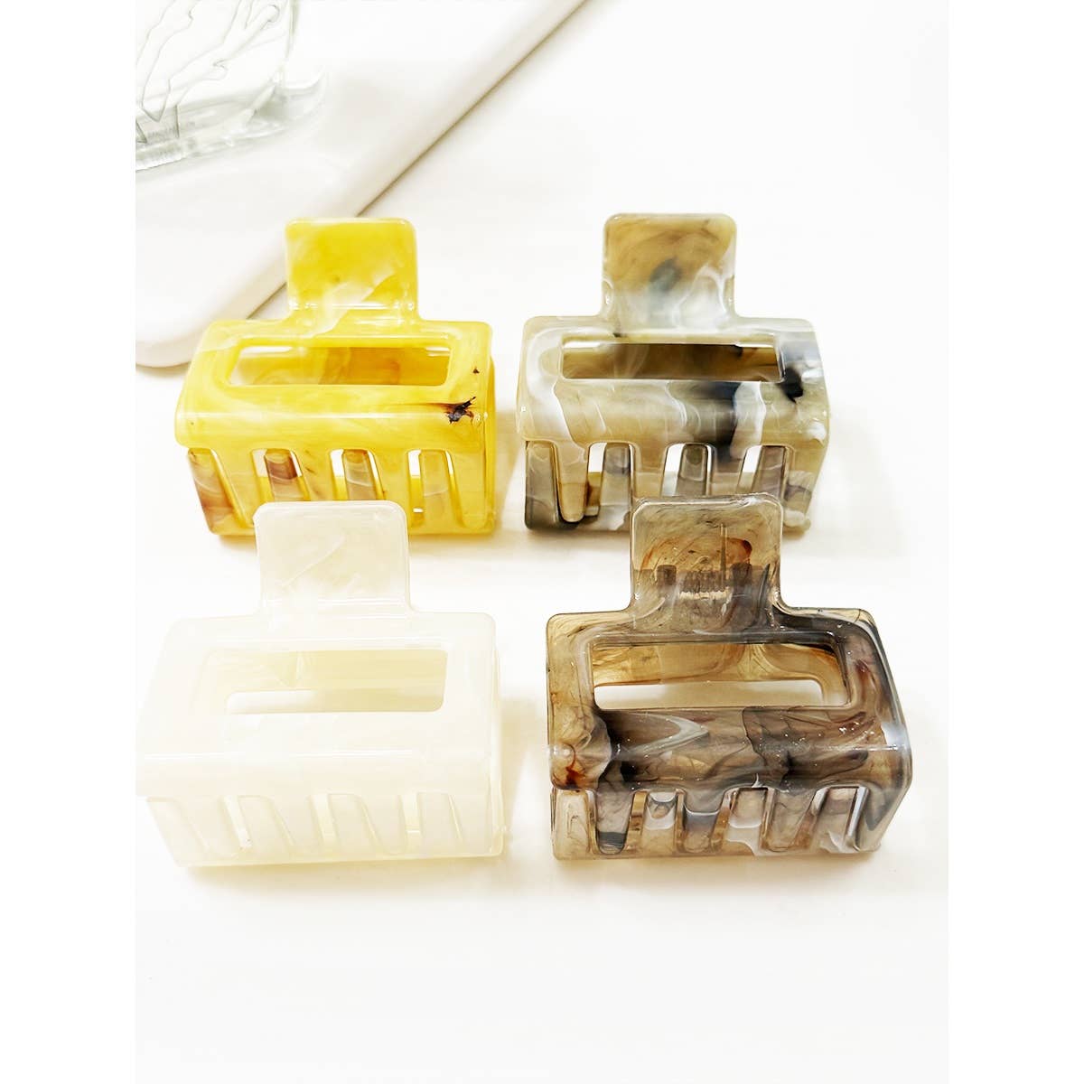 Marbled Duo Medium Hair Claw Clip