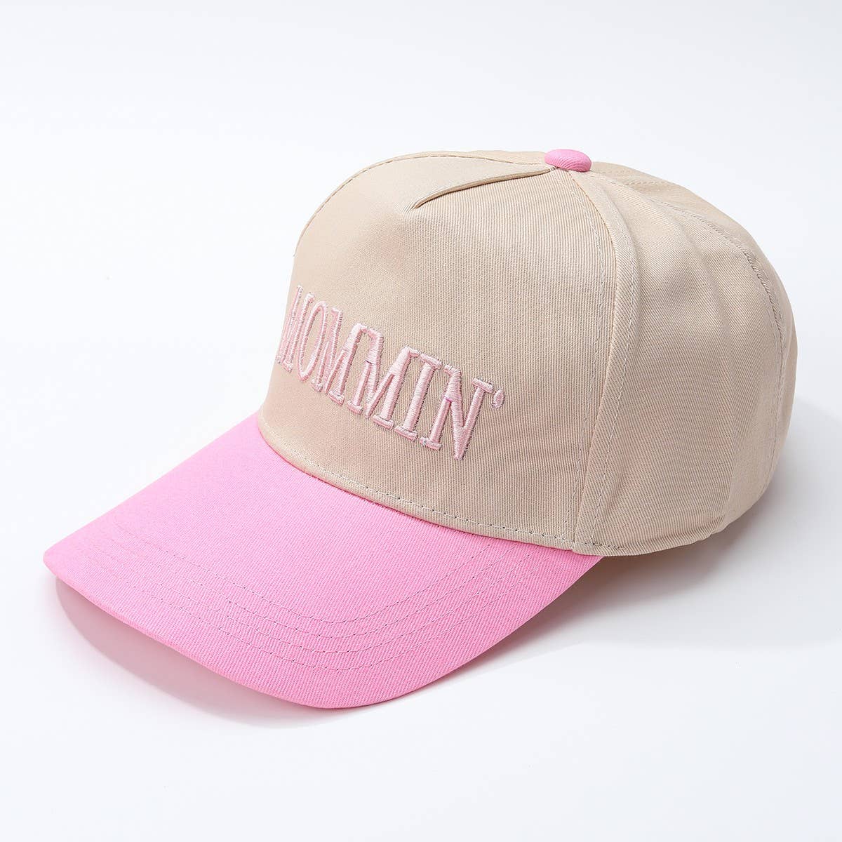 MOMMIN' Embroidered Trucker Hat