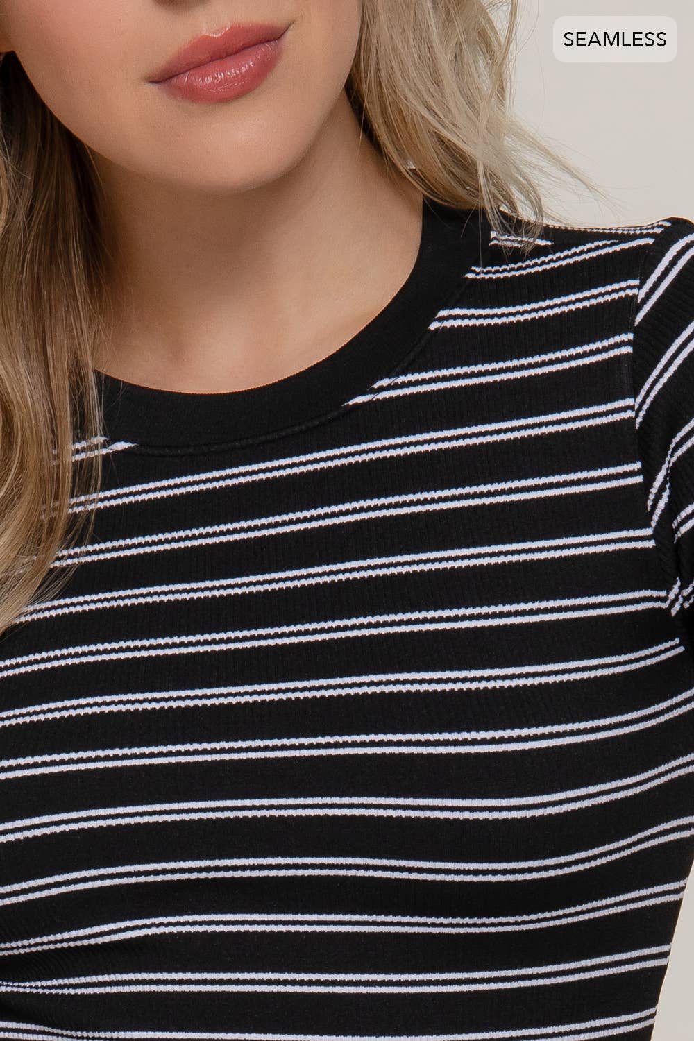 Crew Neck Seamless Top