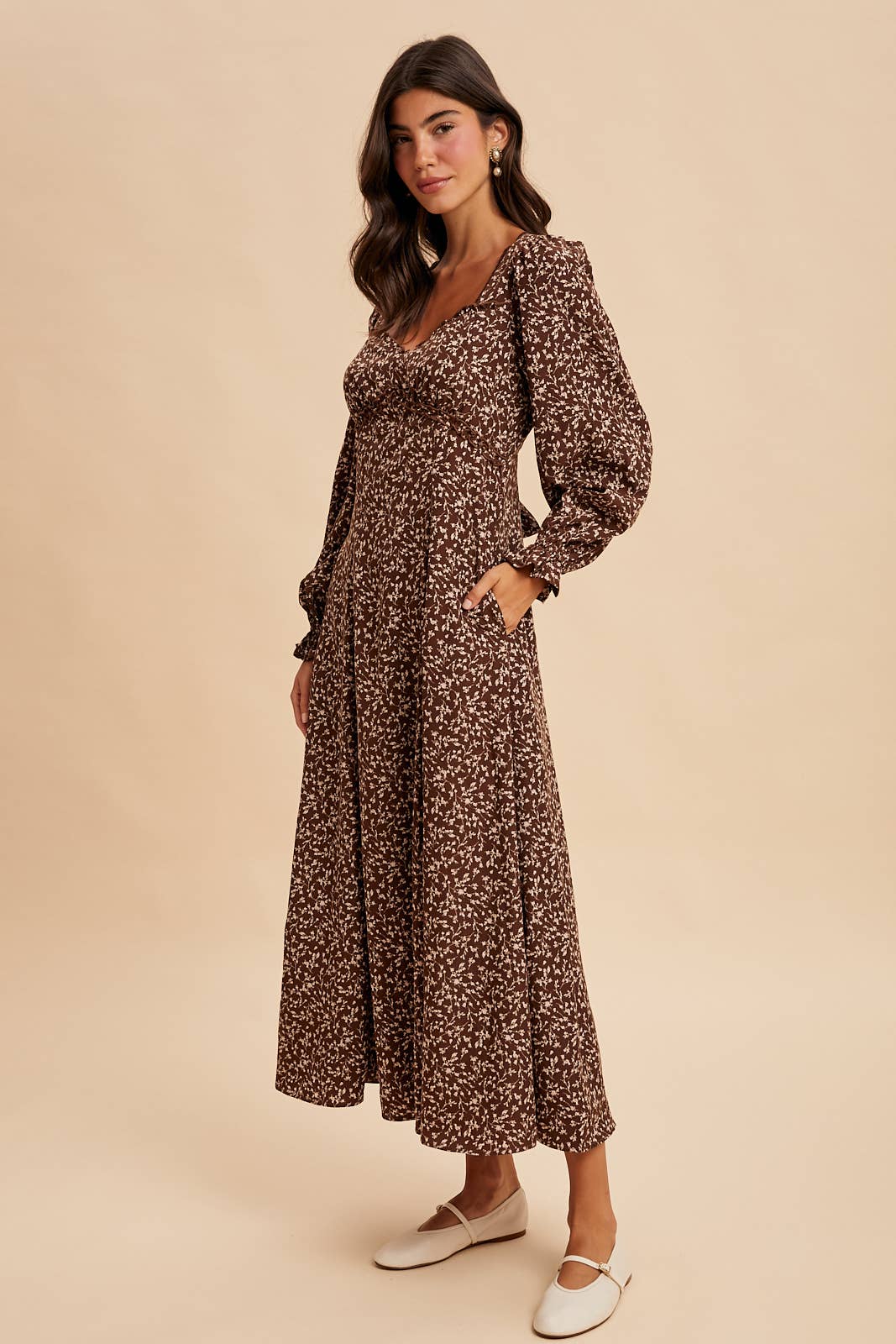 Be Her Sweetheart Midi Dress