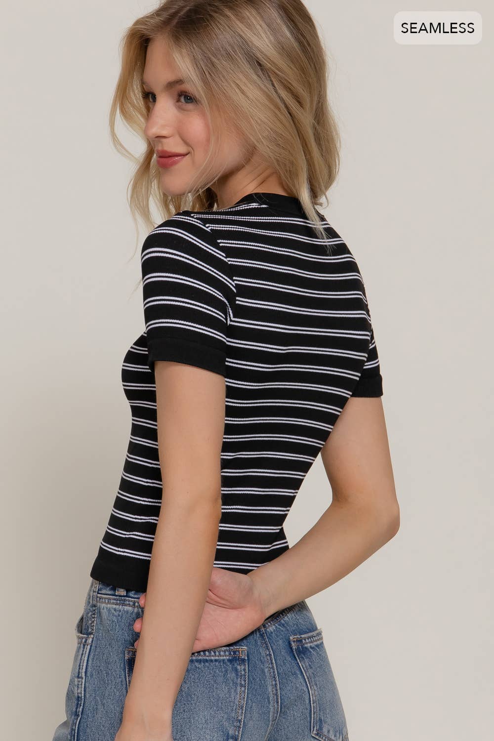 Crew Neck Seamless Top