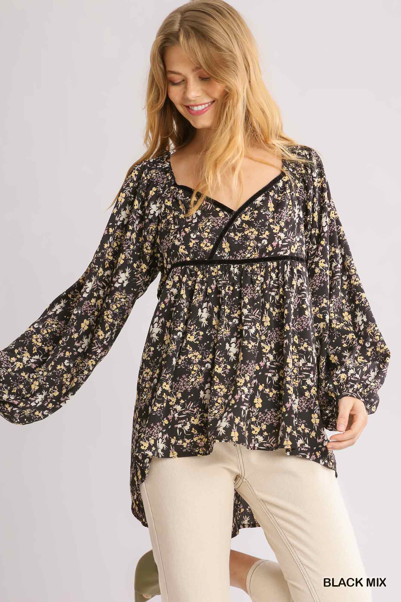 Floral Print Velvet Trim Top