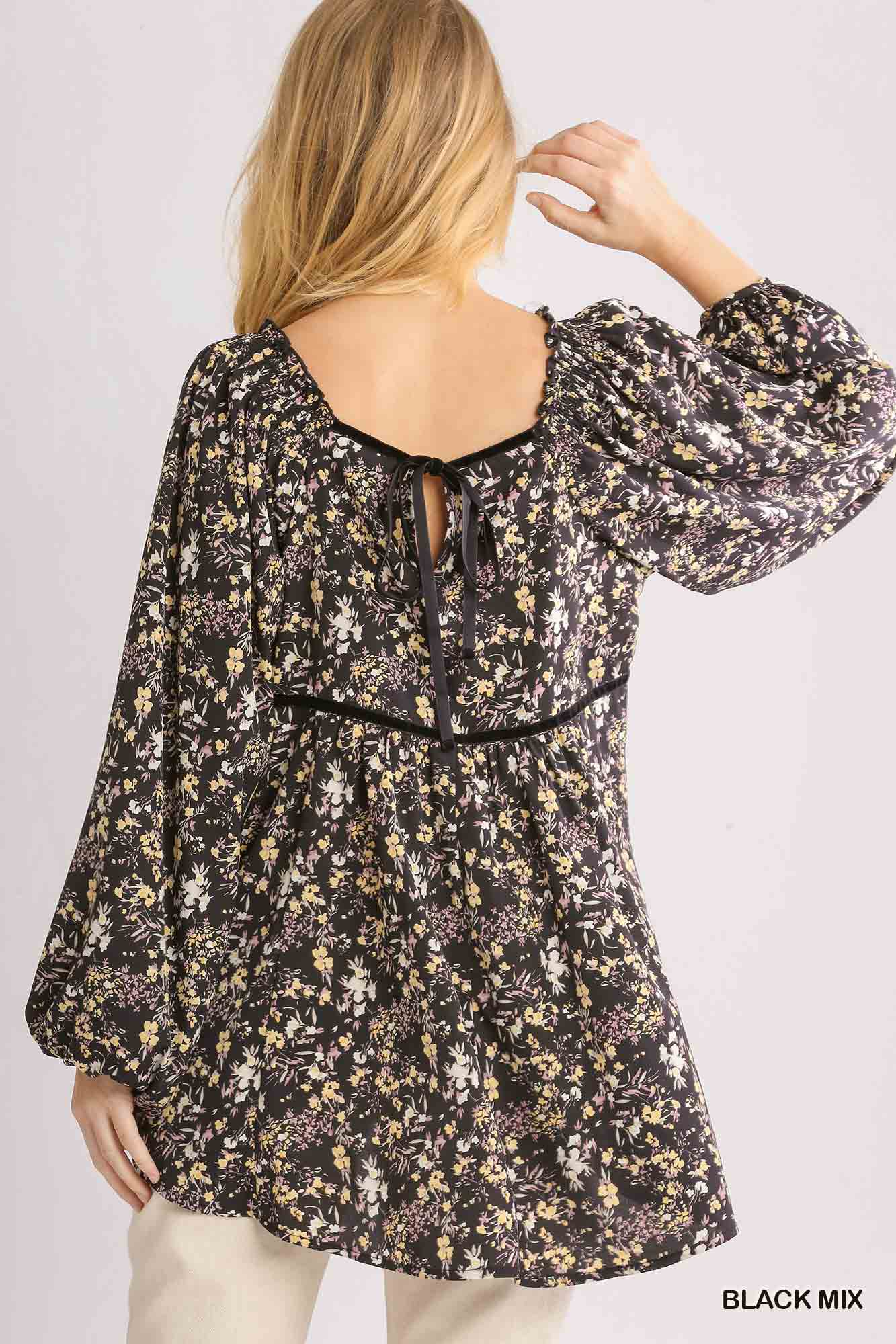 Floral Print Velvet Trim Top