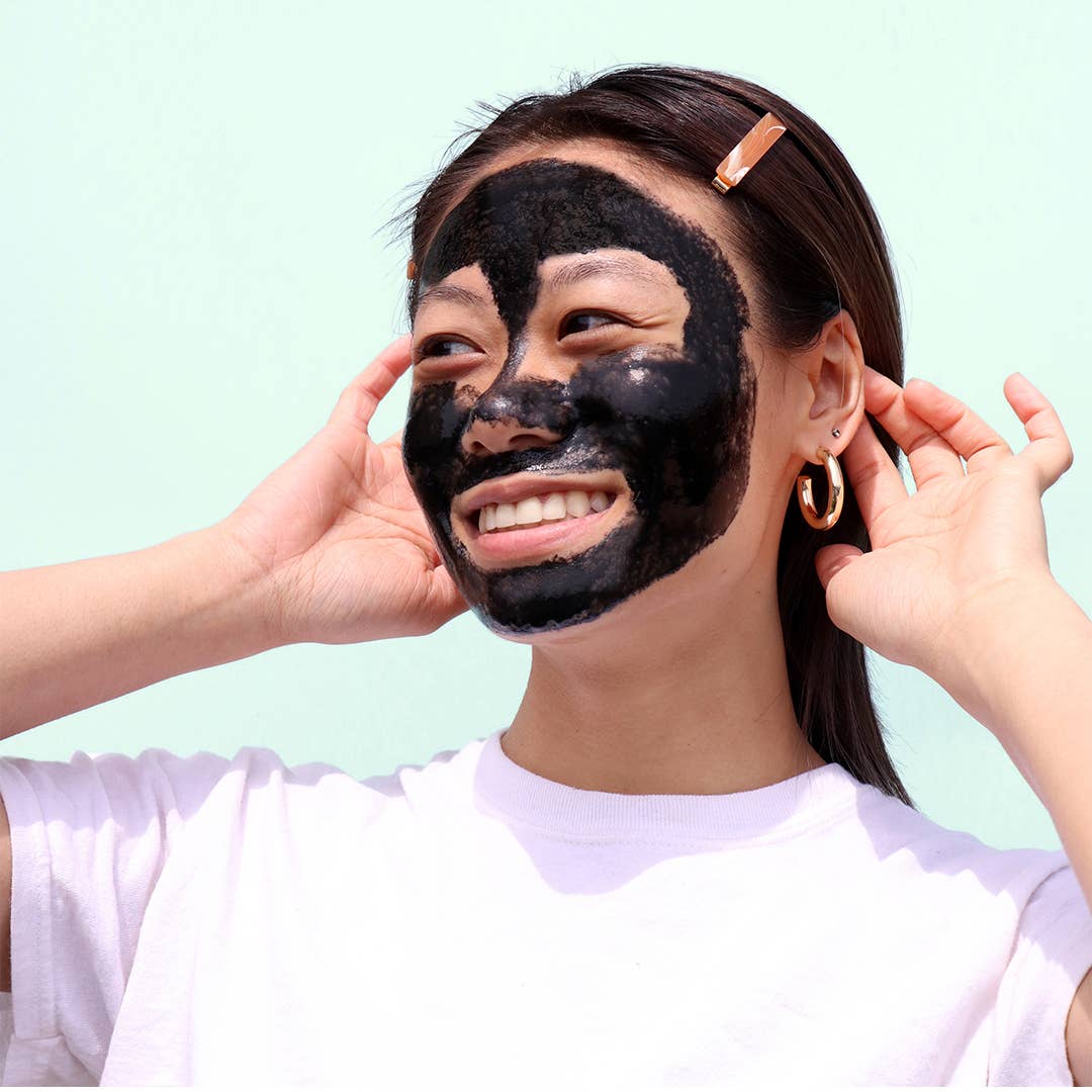 Detoxifying Charcoal Peel-Off Mask