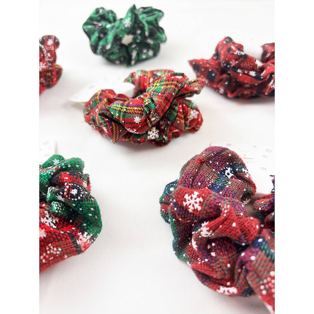 2 Pc Christmas Plaid Scrunchies