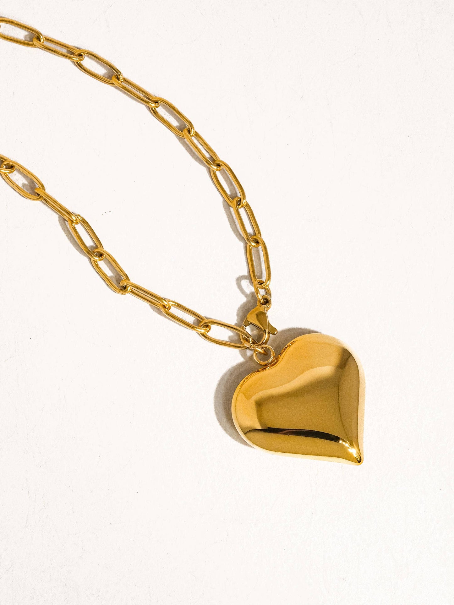 Paris 18K Gold Non-Tarnish Large Heart Chain Necklace: Yellow Gold / Link Chain