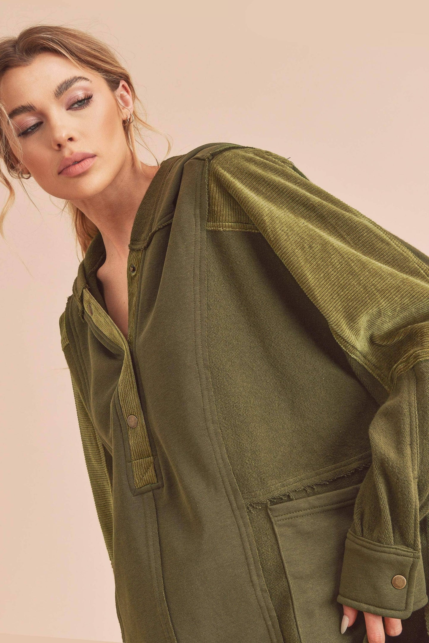 Dove Pullover