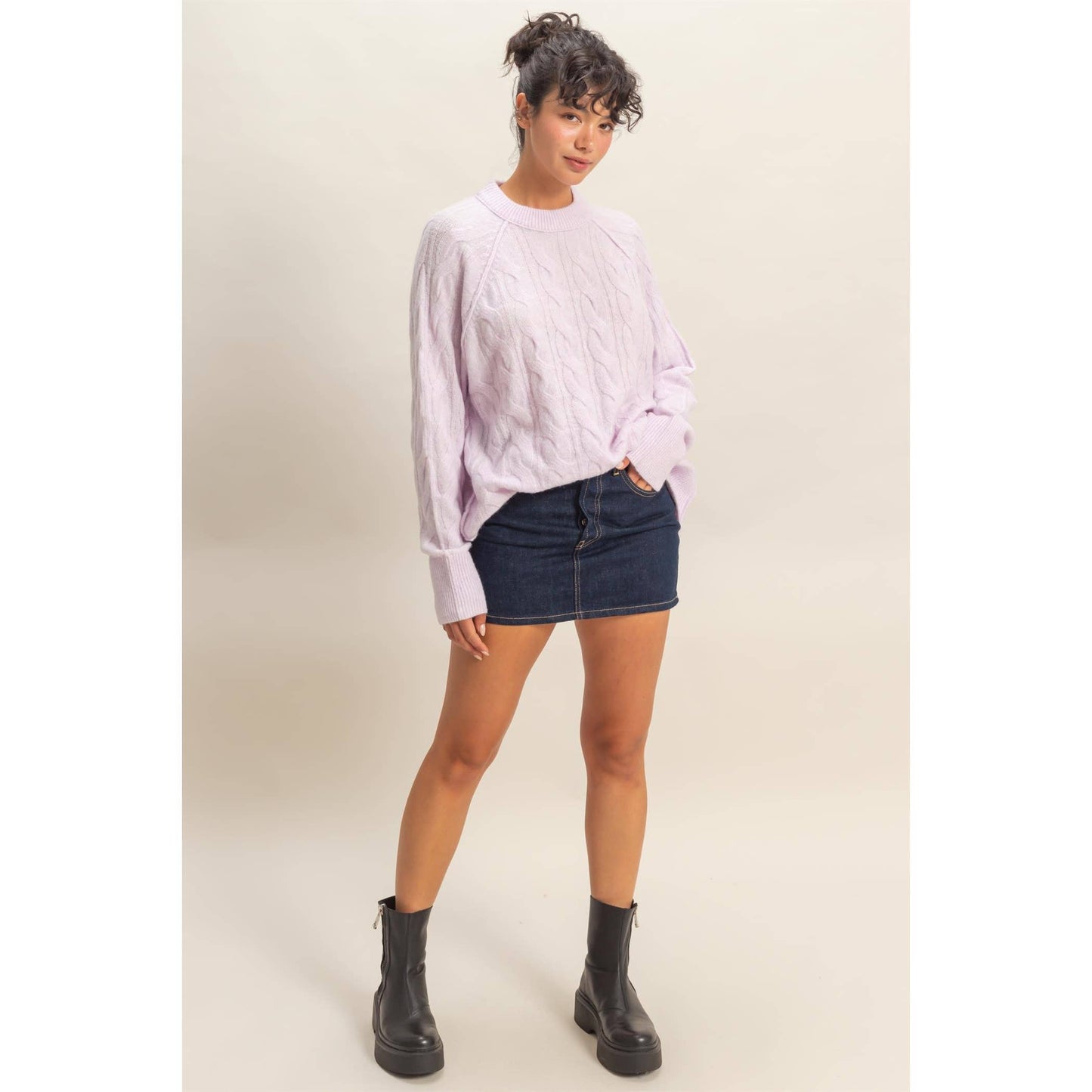 Crew Neck Cable Knit Sweater Pullover