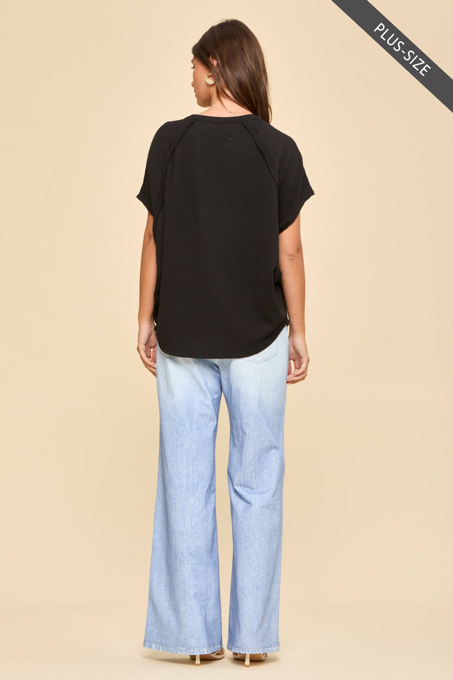 Relaxed Style Knit Top