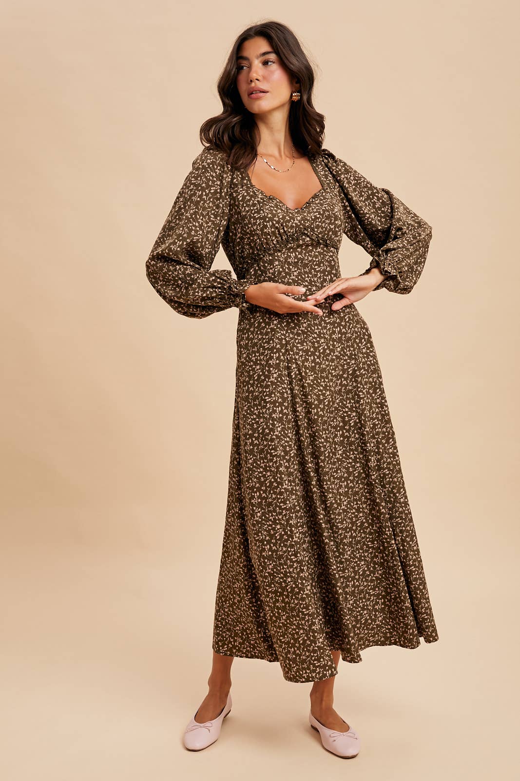 Be Her Sweetheart Midi Dress