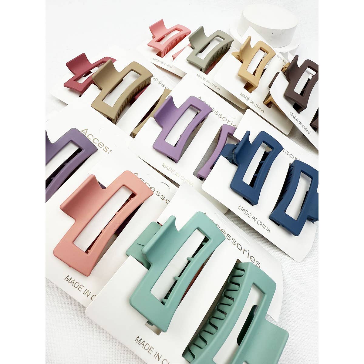 Matt Duo Cut Out Rectangle Clip