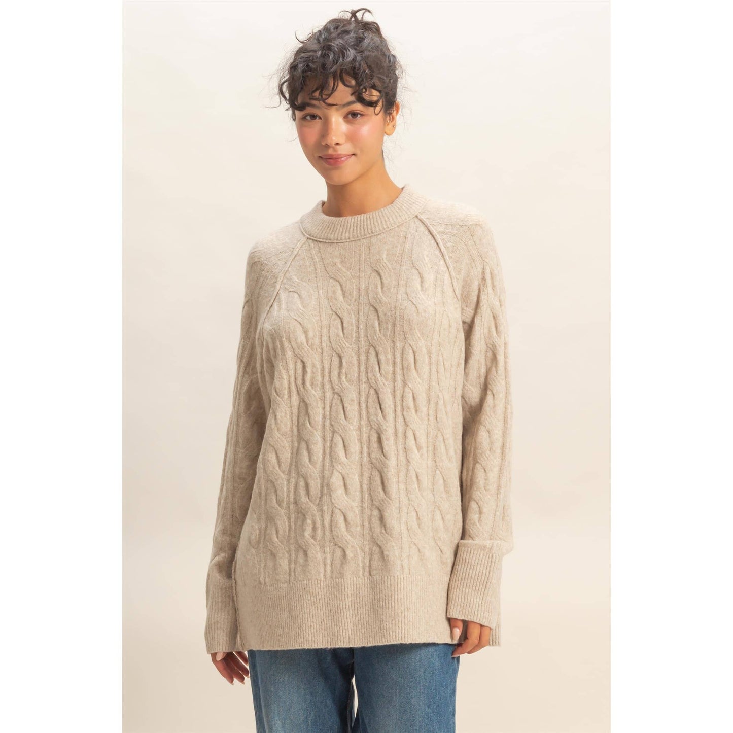 Crew Neck Cable Knit Sweater Pullover