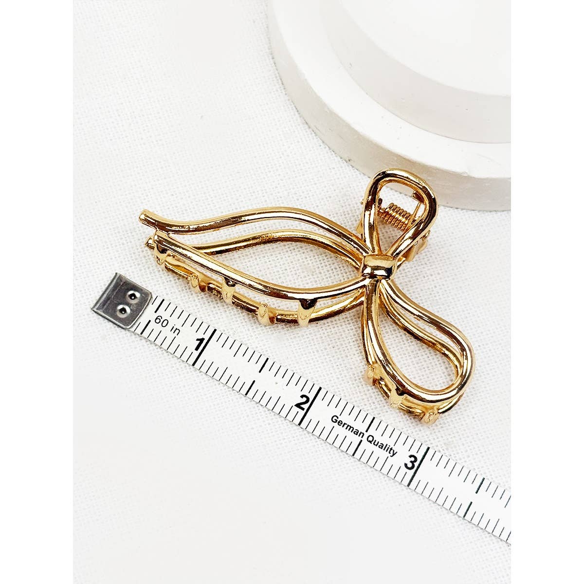 Medium Metal Bow Hair Claw Clip