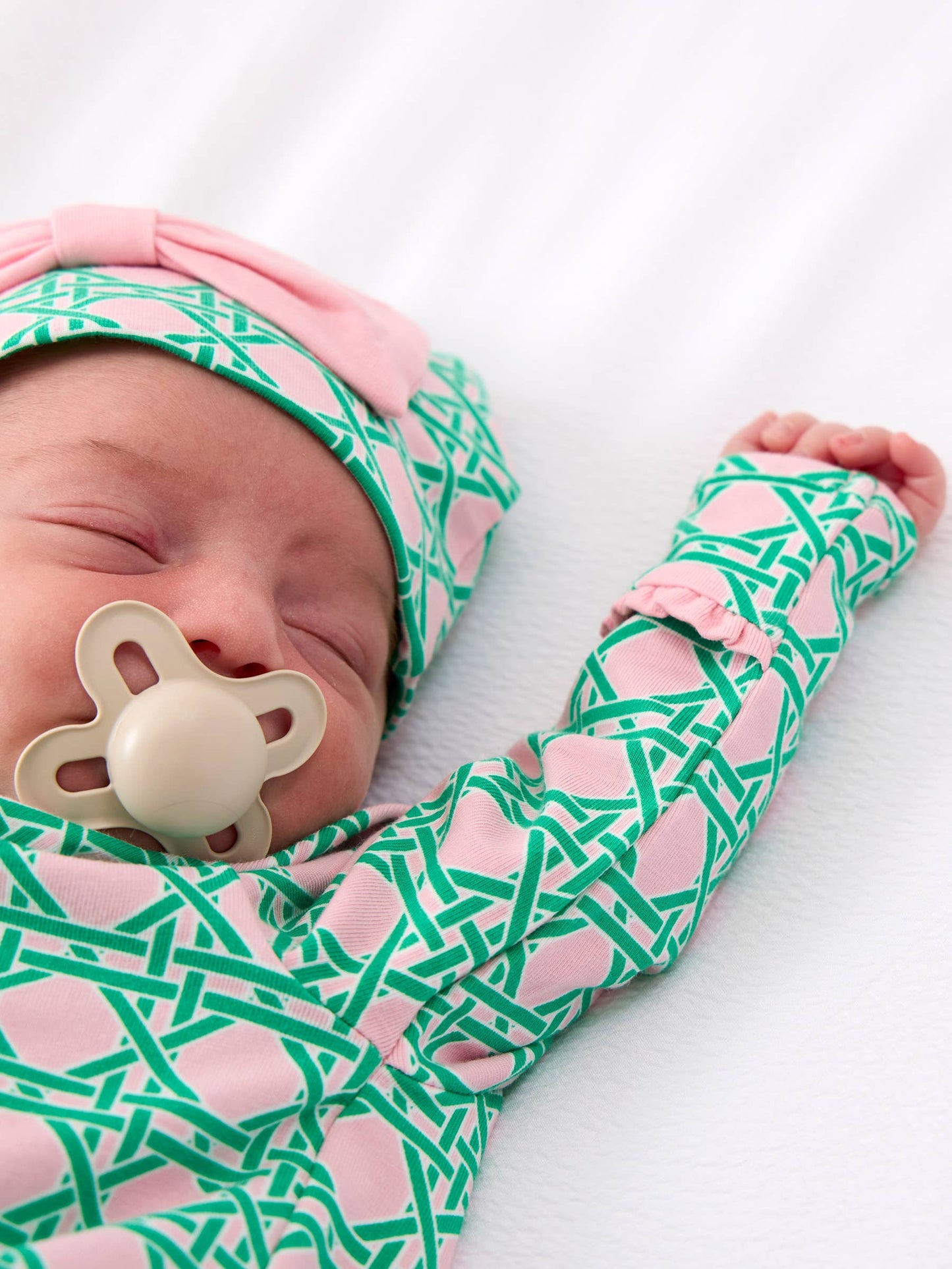 SoftSnooze™ Baby Girls Cotton Modal Pink Coastal Cane Ruffle Knotted Sleep Gown & Bow Hat Set