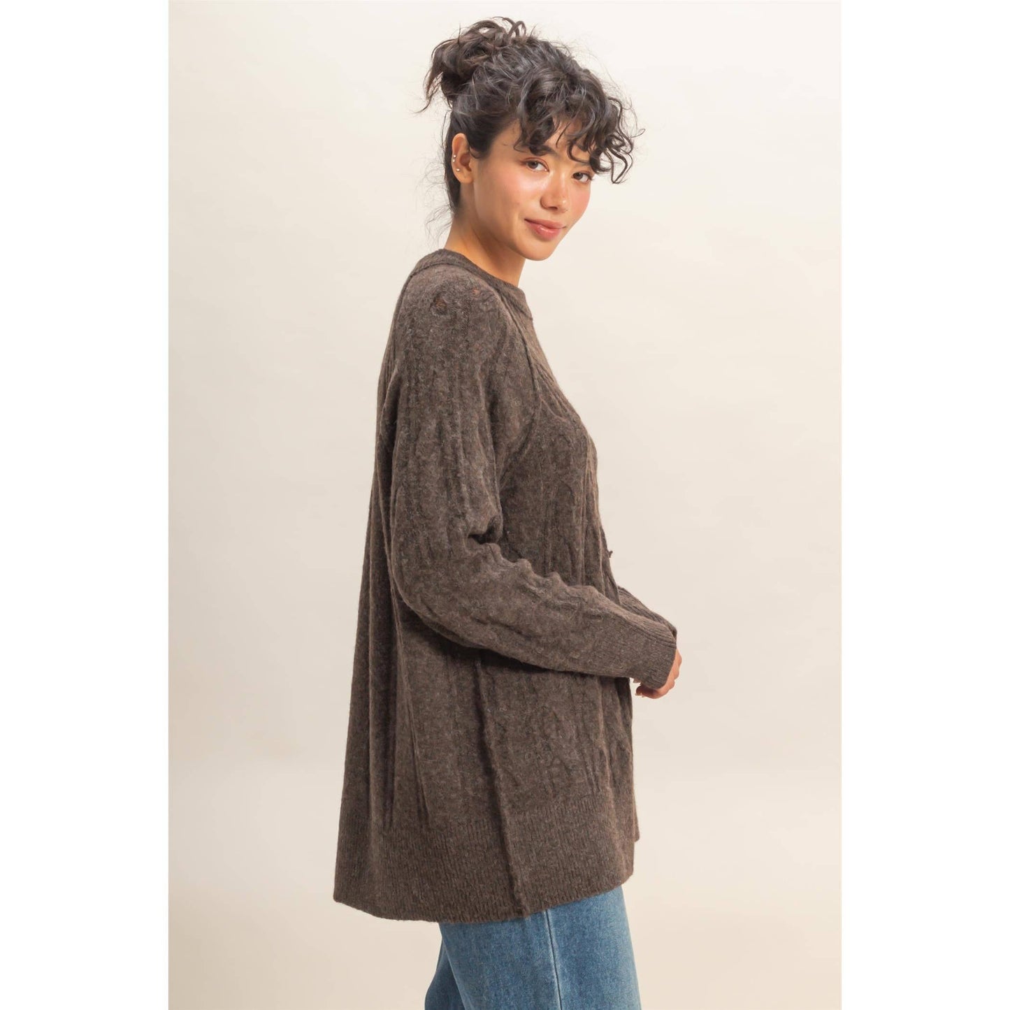 Crew Neck Cable Knit Sweater Pullover