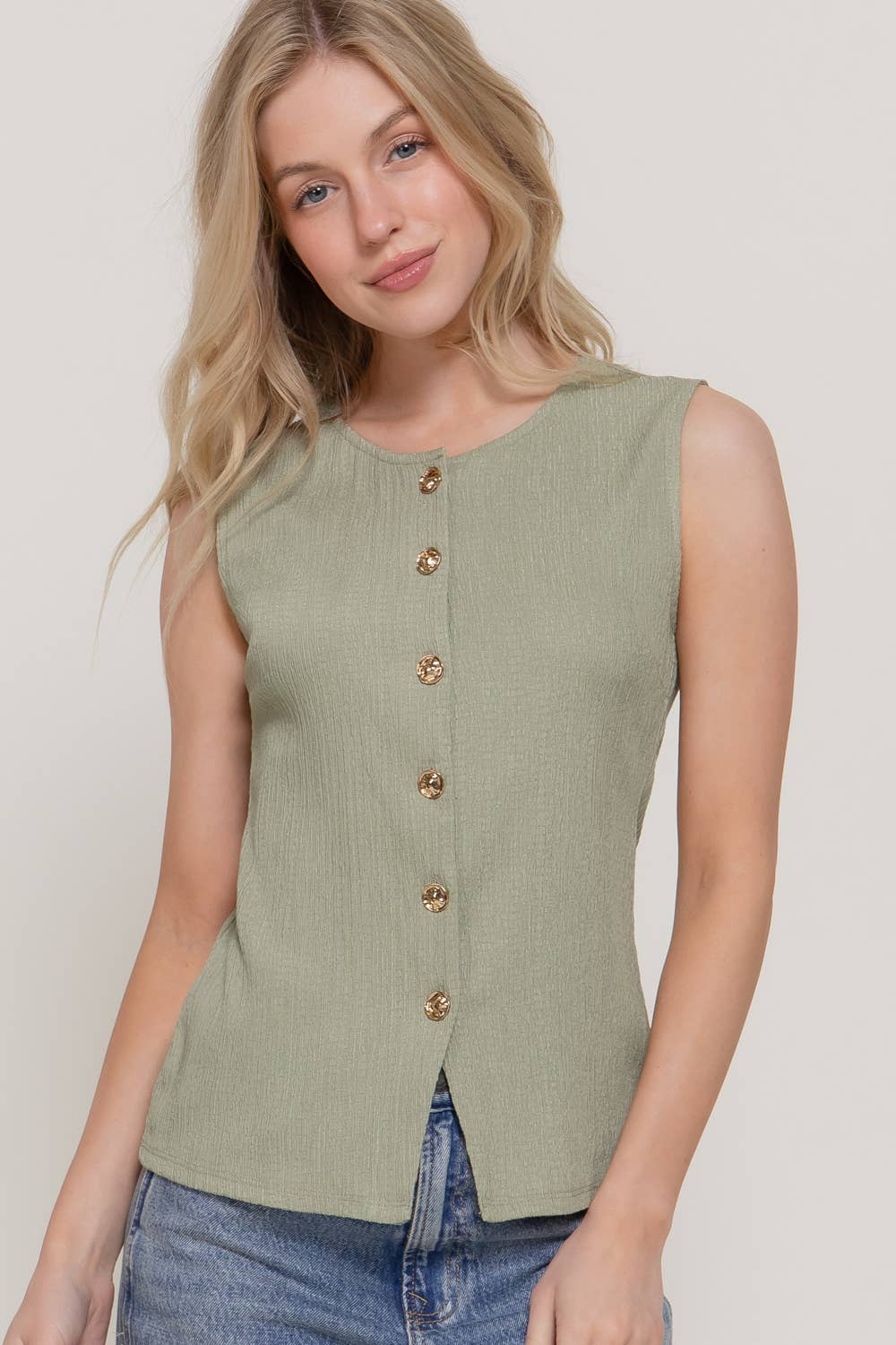 Sleeveless Textured Vest