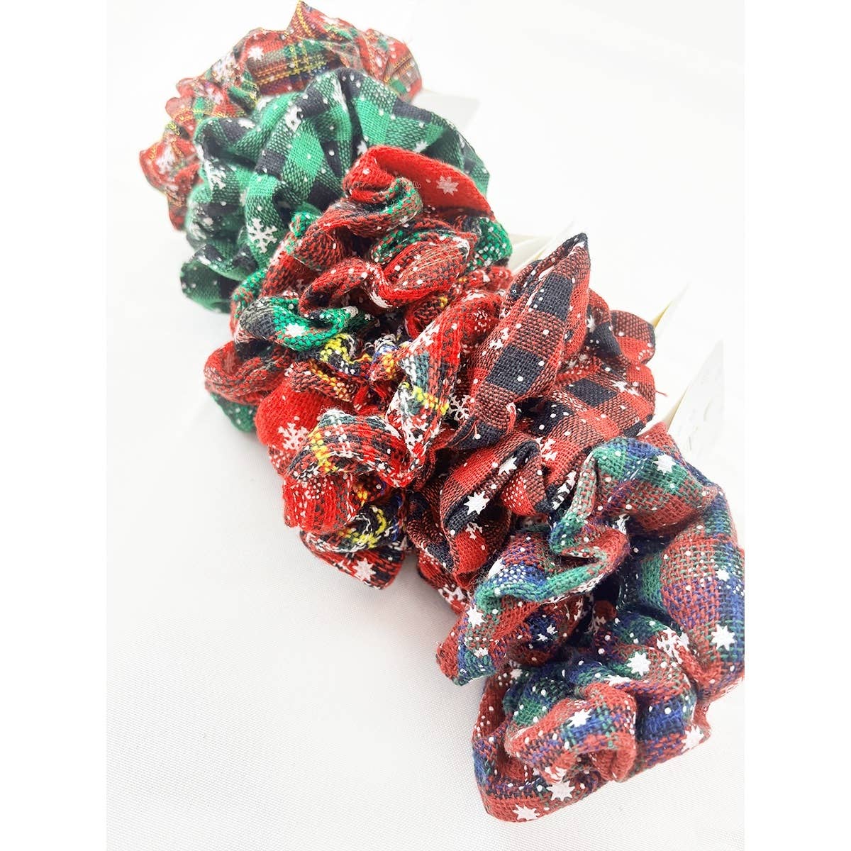 2 Pc Christmas Plaid Scrunchies