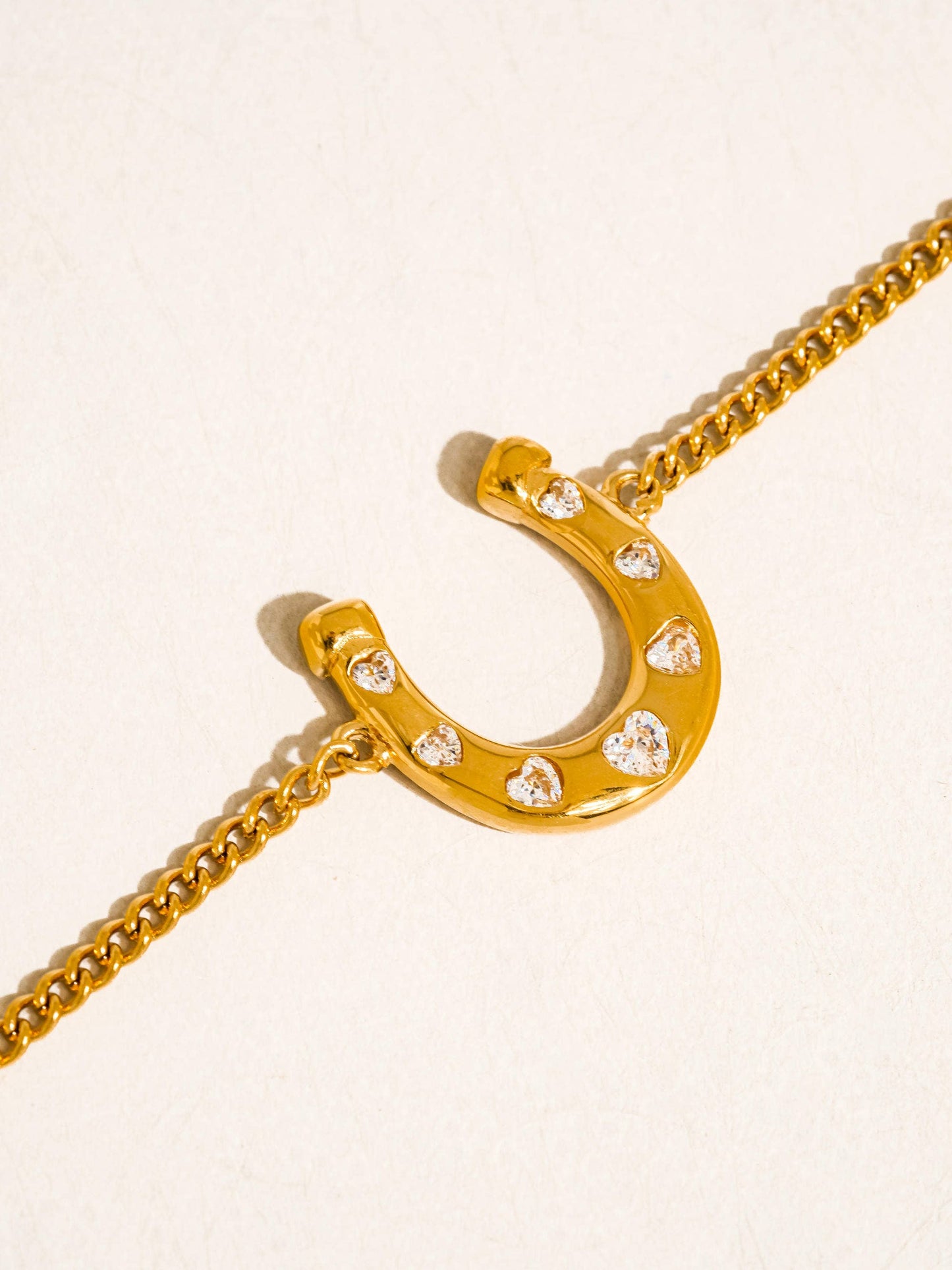Tundra 18K Gold Non-Tarnish CZ Horseshoe Chain Bracelet