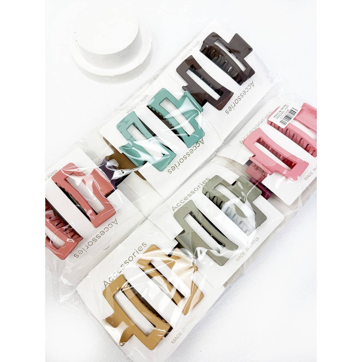 Matt Duo Cut Out Rectangle Clip