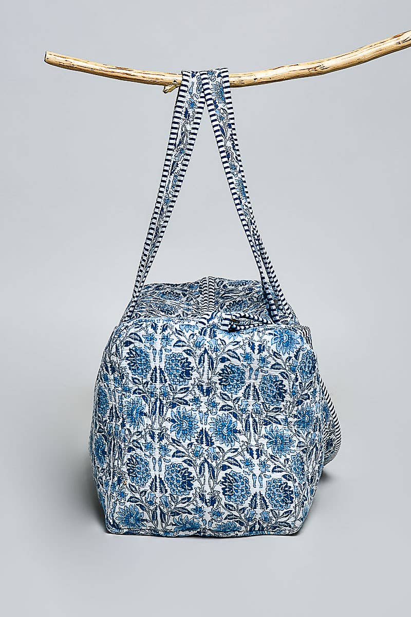 Front Pocket Quilted Adjustable Strap Duffel Bag