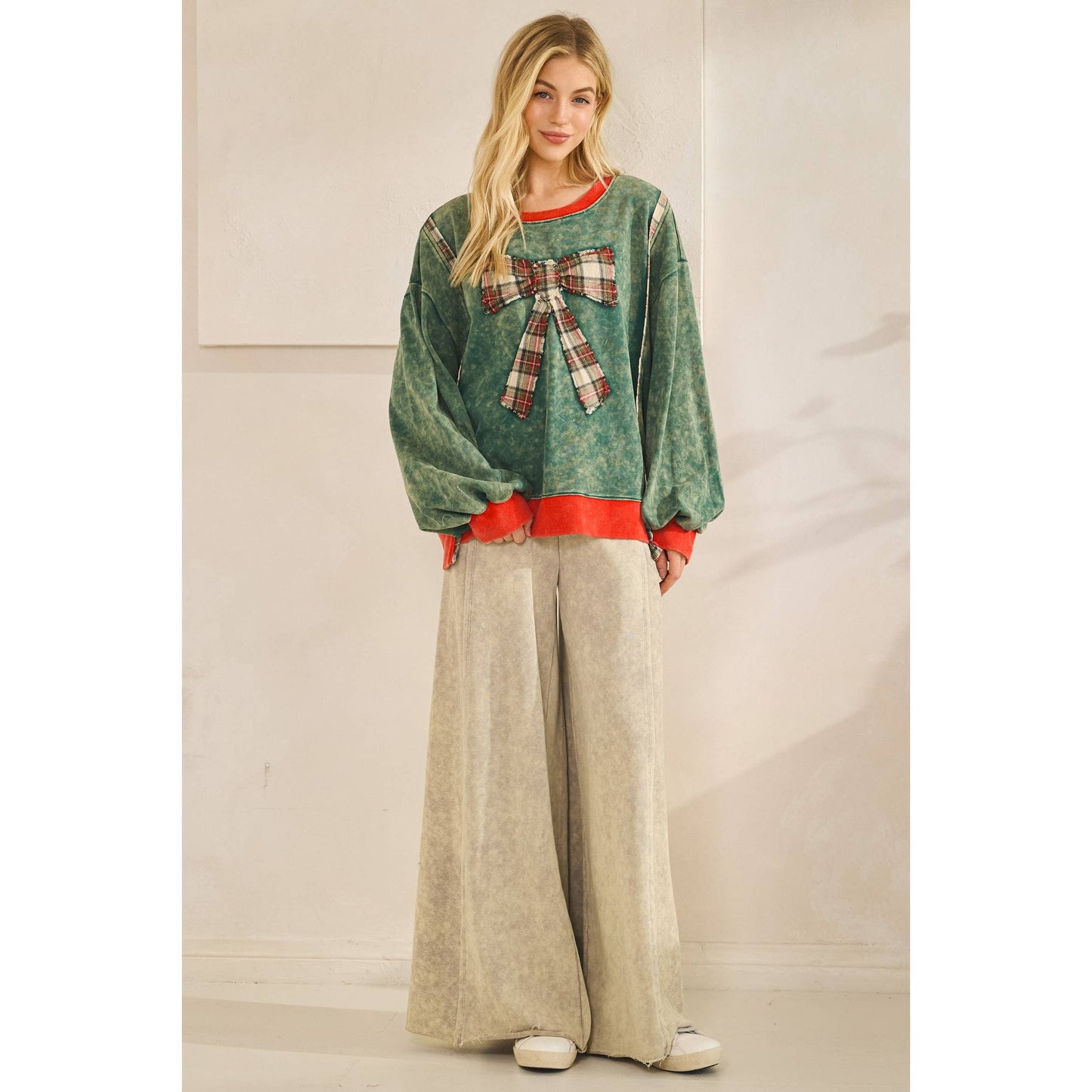 Very Merry Bow Pullover