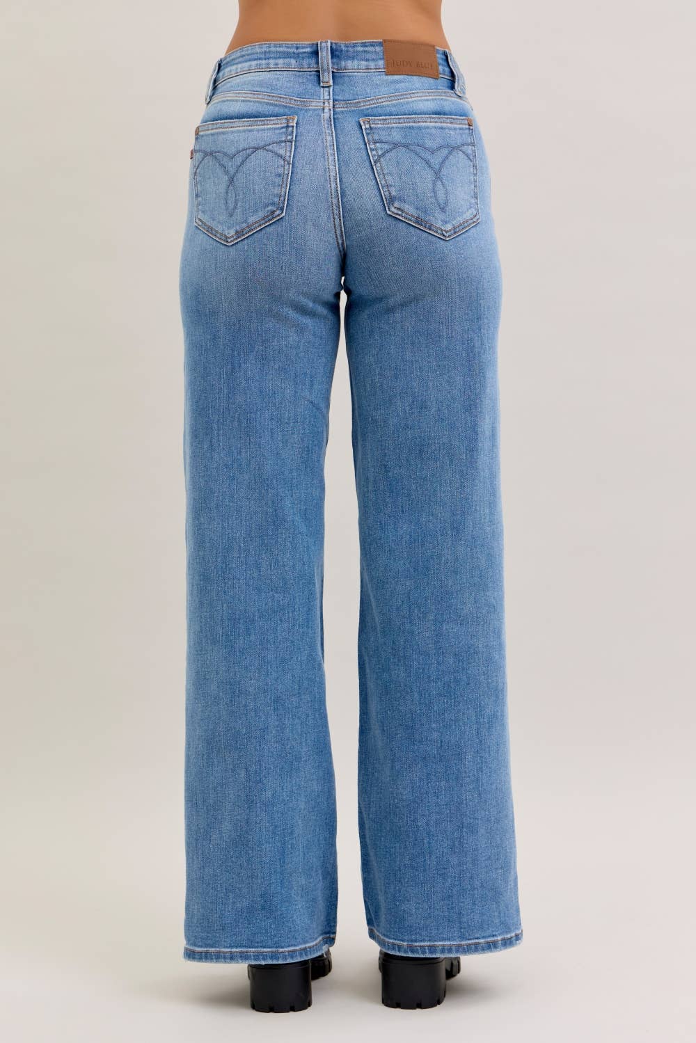Judy Blue Jeans Midrise Retro Wide Leg