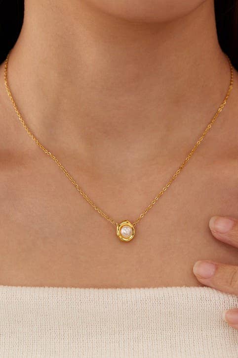 Waterproof Golden Pearl Necklace