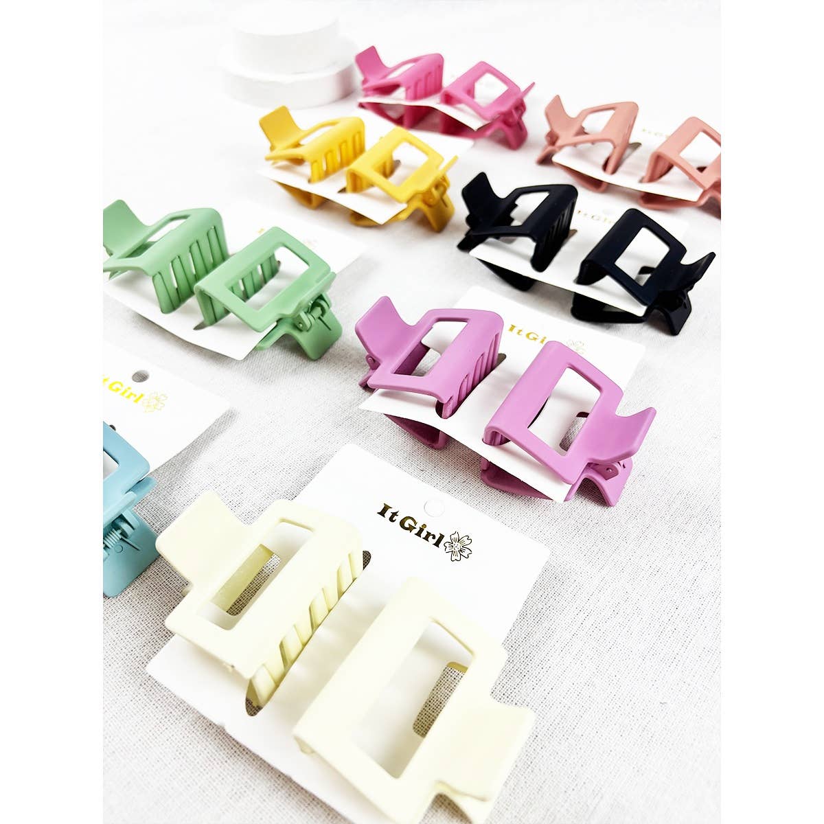 Duo Medium Size Matte Rectangle Claw Clip