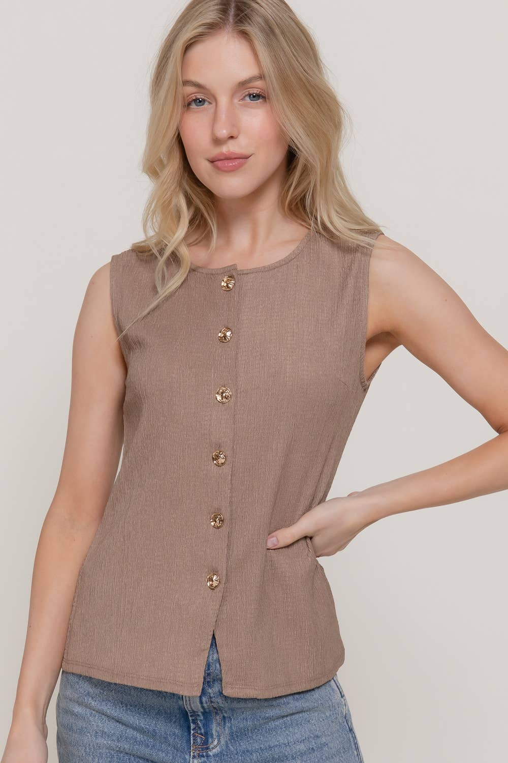 Sleeveless Textured Vest