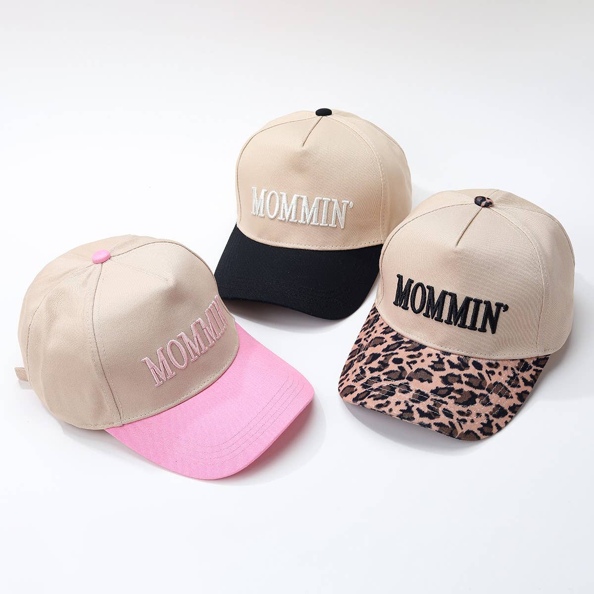 MOMMIN' Embroidered Trucker Hat