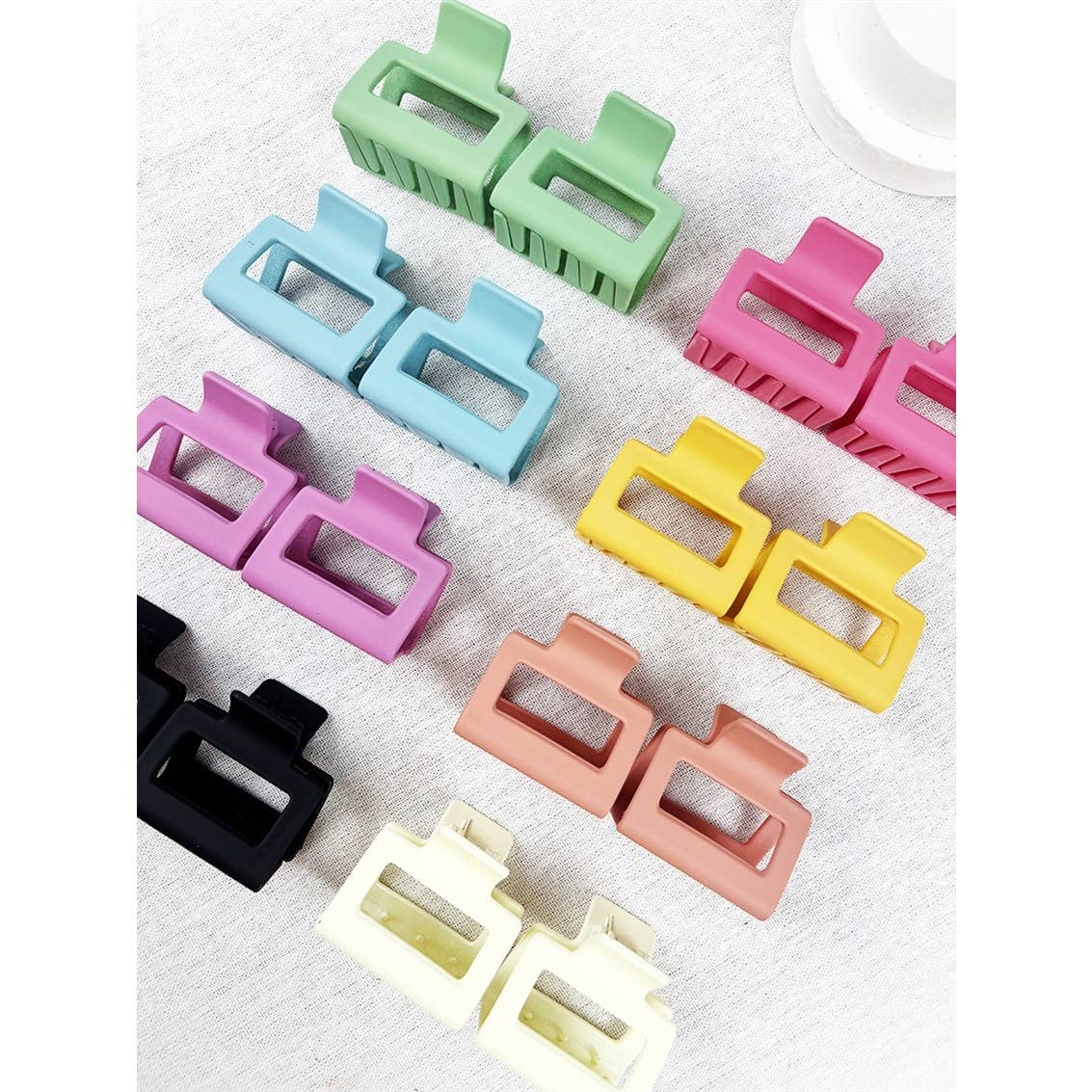 Duo Medium Size Matte Rectangle Claw Clip