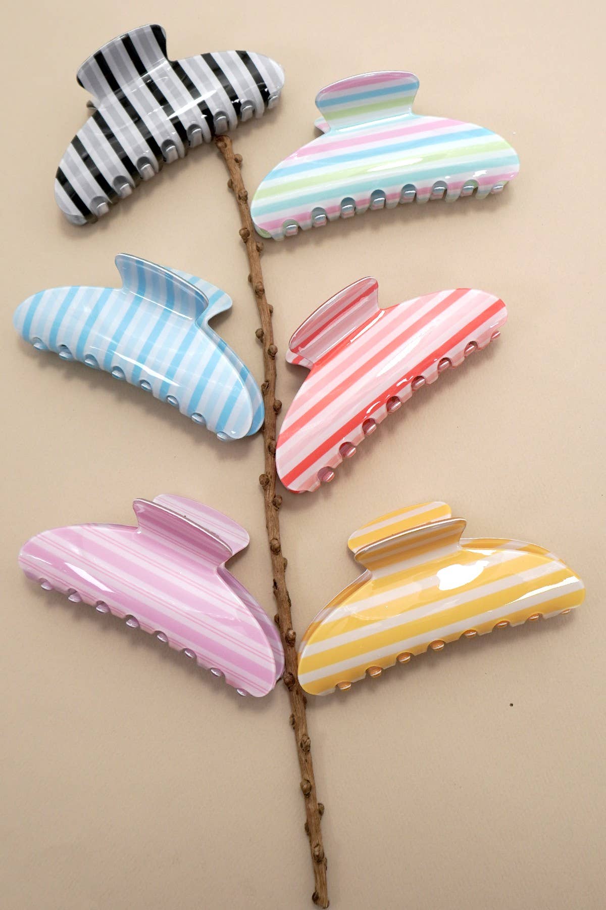 Oval Stripe Hair Claw Clip